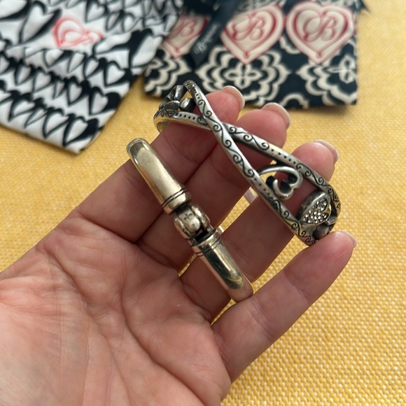 2 Brighton Bangle bracelets with bags - Picture 7 of 8